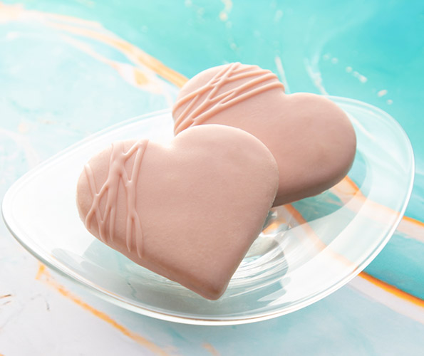 【大阪・本町】セント レジス ホテル 大阪 ハートストロベリーサブレ