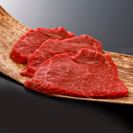 モモステーキ1枚（100g）あたり