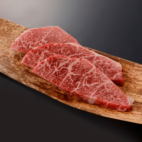 希少部位ステーキ（イチボ）1枚（100g）あたり