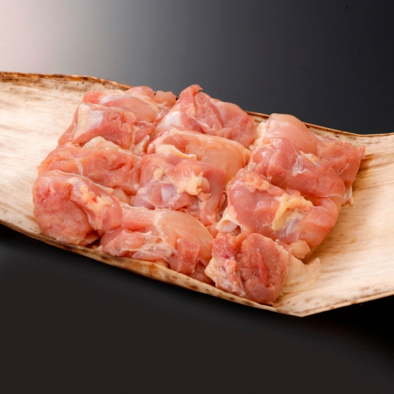 伊勢赤どり 角切り（もも肉）100gあたり