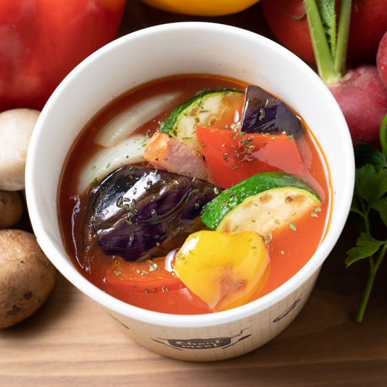 じっくり煮込んだ７種野菜のトマトスープ