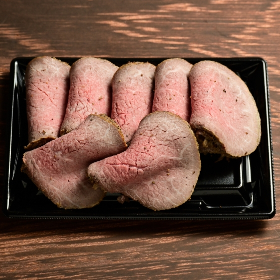 《国産黒毛和牛》　ローストビーフ（モモ）　500ｇ