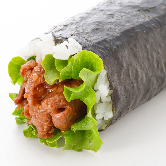 （３１）宮崎県産黒毛和牛宮崎ハーブPremiumカルビ巻