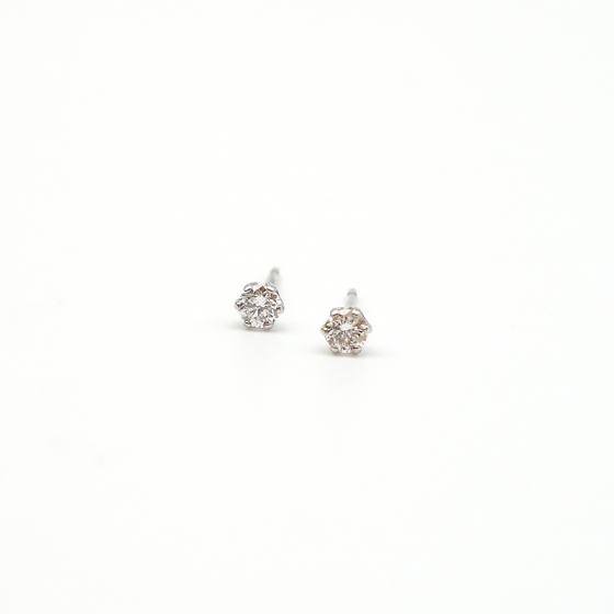 Pt ダイヤモンドピアス