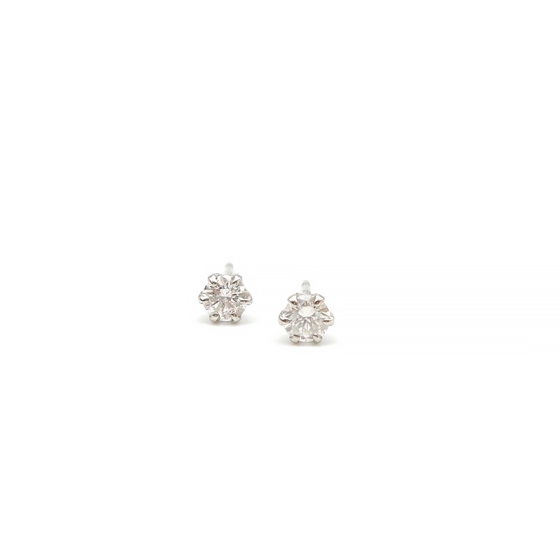 Pt ダイヤモンドピアス
