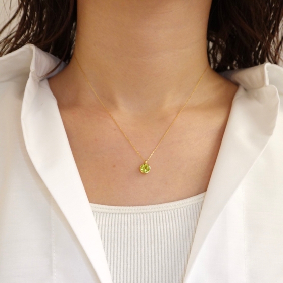 K18 ペリドット ペンダント - 京阪百貨店オンラインストア
