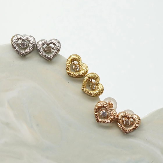 K18/Pt ハート&ダイヤモンド ピアス