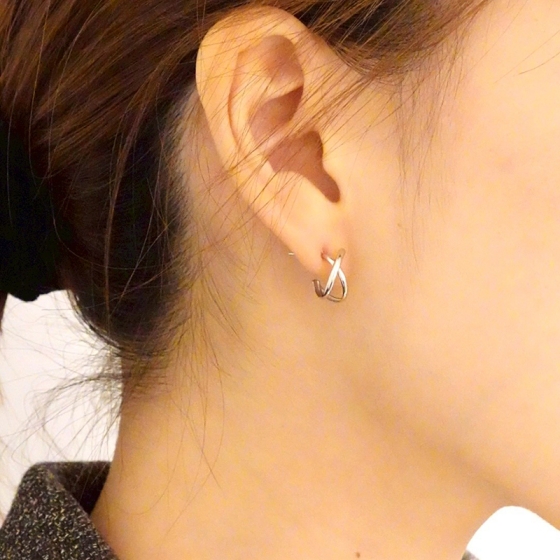 Pt クロスフープピアス - 京阪百貨店オンラインストア