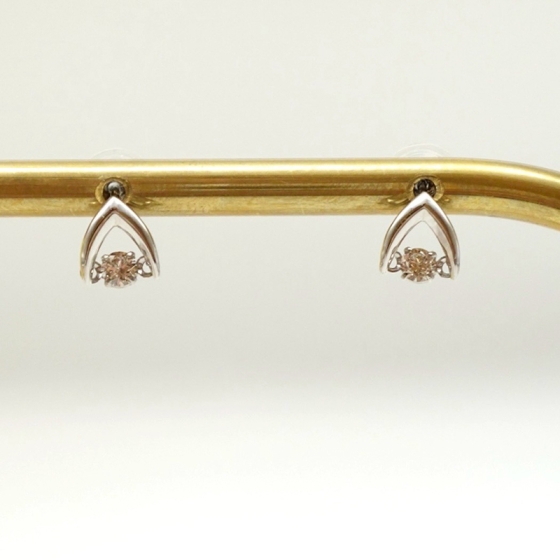 Pt ダイヤモンドピアス