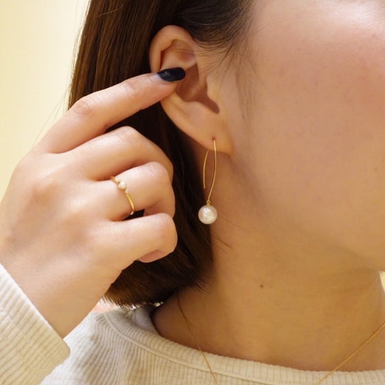 K18 あこやパール ピアス - 京阪百貨店オンラインストア