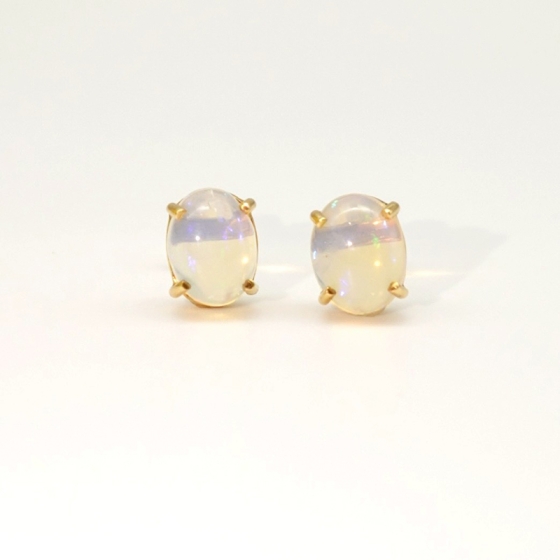 K18 オパールピアス