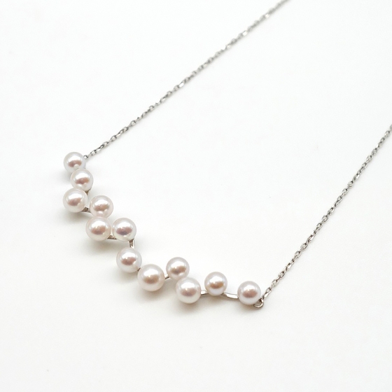 Pt あこやパールネックレス