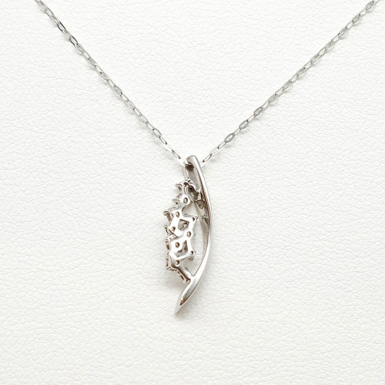 K18WG ダイヤモンド ペンダント - 京阪百貨店オンラインストア