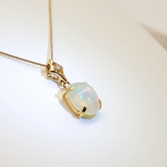 K18 オパール&ダイヤモンド ペンダント - 京阪百貨店オンラインストア