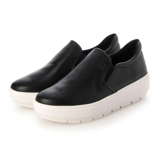 スリッポンスニーカー