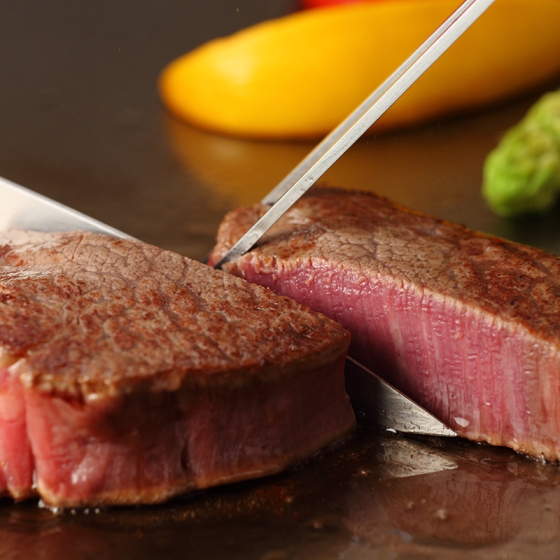 【守口店受取】リーガロイヤルホテル大阪F　「鉄板焼 なにわ」ペアランチお食事券福袋