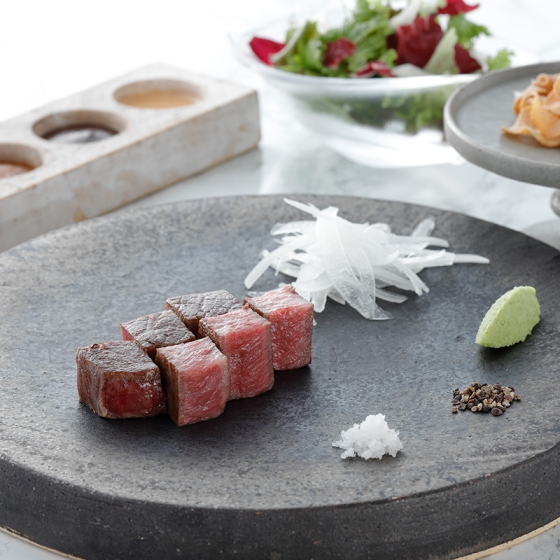 【守口店受取】ウェスティン都ホテル京都C　Dominique Bouchet Kyoto 「Le Teppanyaki」　（鉄板焼）ペアランチチケット福袋(乾杯シャンパン付）