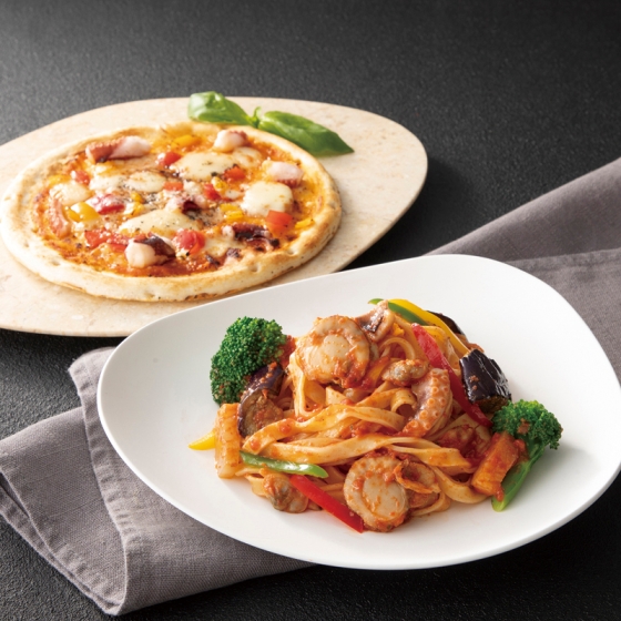 アル・ケッチァーノ 海の幸トマトパスタ＆ピザセット